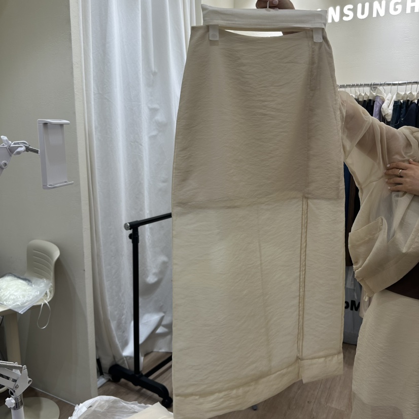 HANSUNGHYUN韓國直郵㊣東大門實拍女裝新款推薦25春夏時尚長裙HANSUNGHYUN長裙