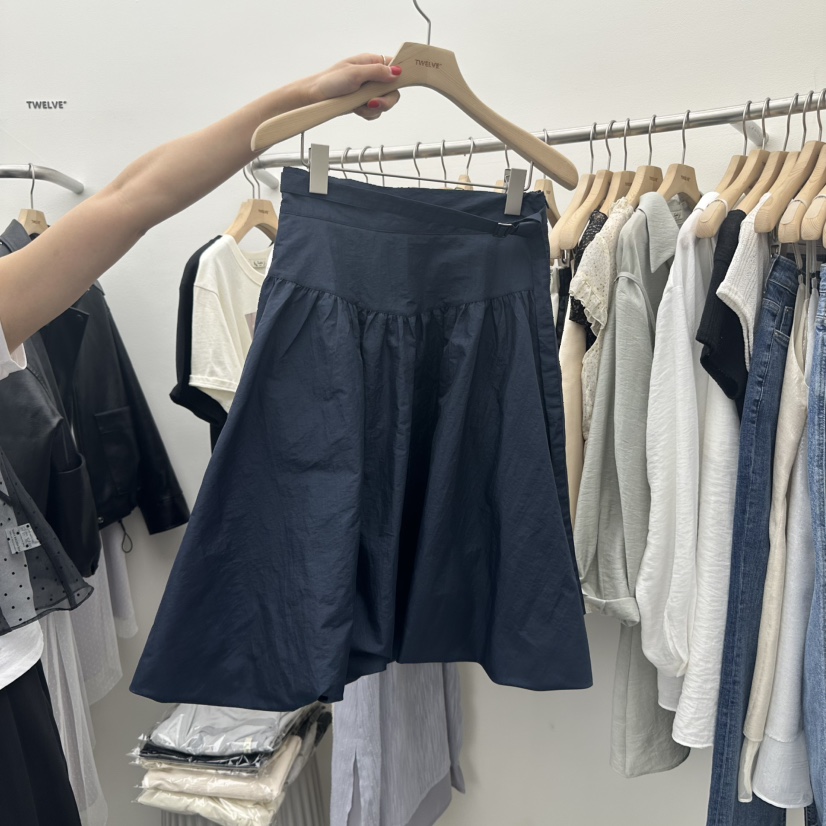TWELVE韓國直郵㊣東大門實拍女裝新品25春夏人氣長裙含腰帶TWELVE長裙圖色2