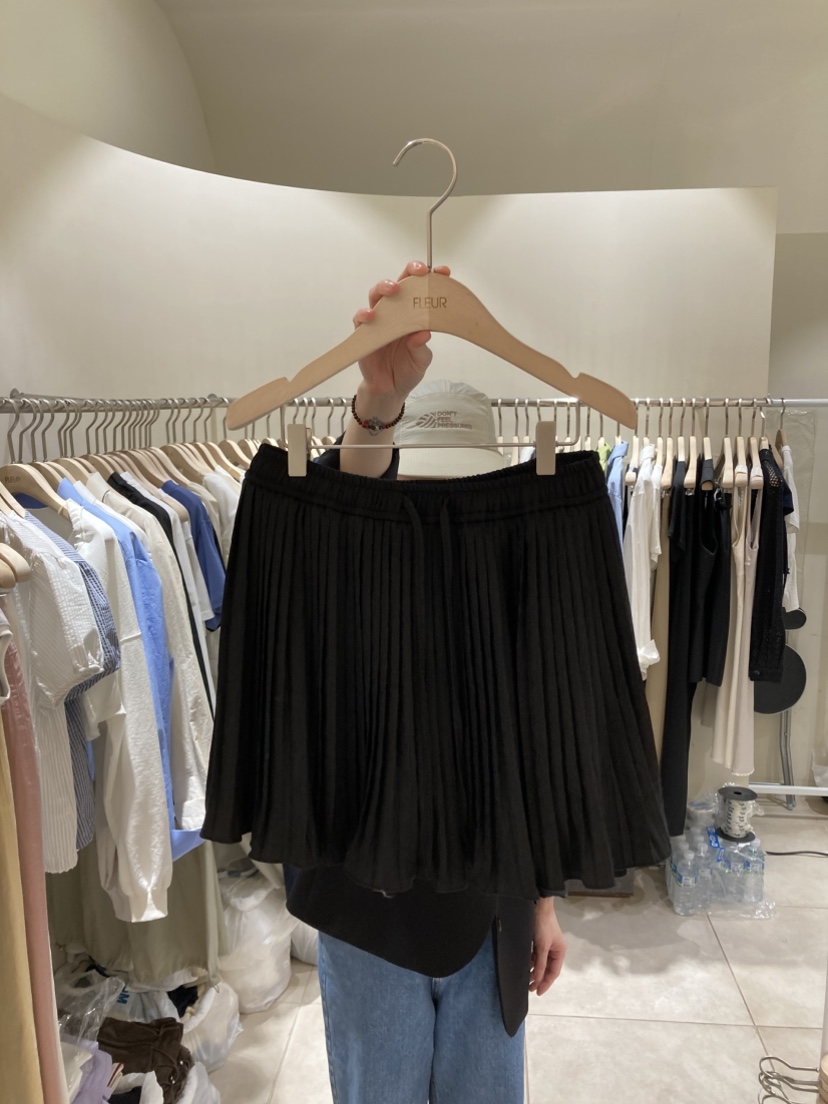 FLEUR-P韓國直郵㊣女裝新品人氣熱賣休閑25春夏推薦時尚短裙FLEUR短裙圖色2