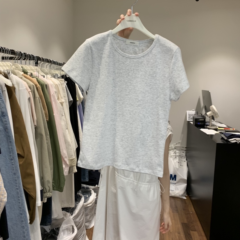 GABRIELLE韓國㊣直郵東大門代購女裝新款時尚推薦人氣休閑T恤GABRIELLET恤圖色3