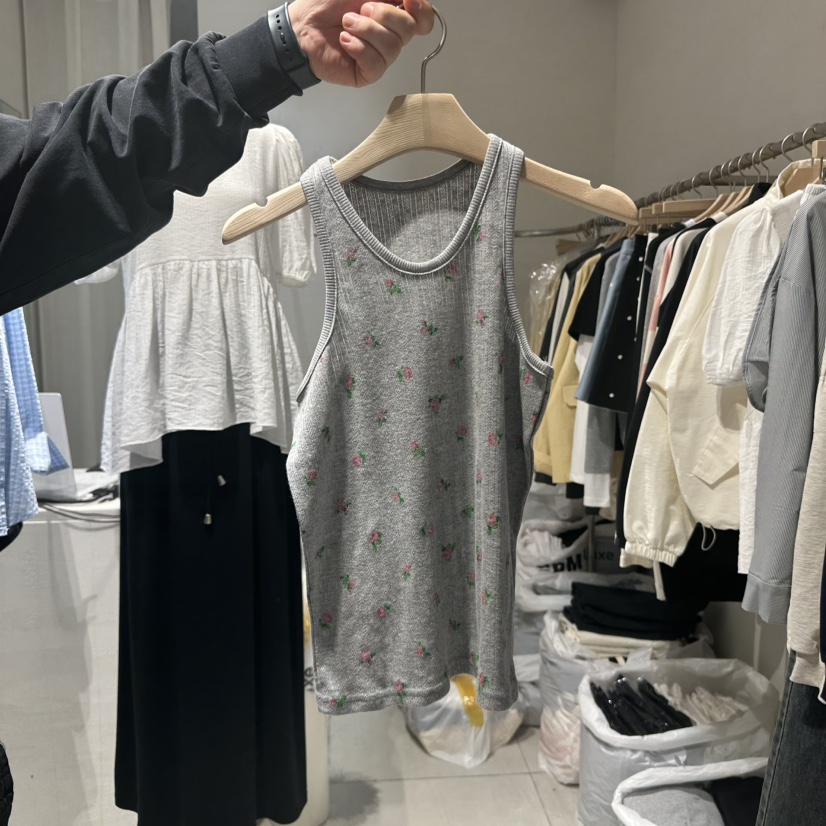 VENICE韓國直郵㊣東大門實拍女裝新品熱賣25春夏人氣吊帶背心VENICE吊帶/背心圖色2