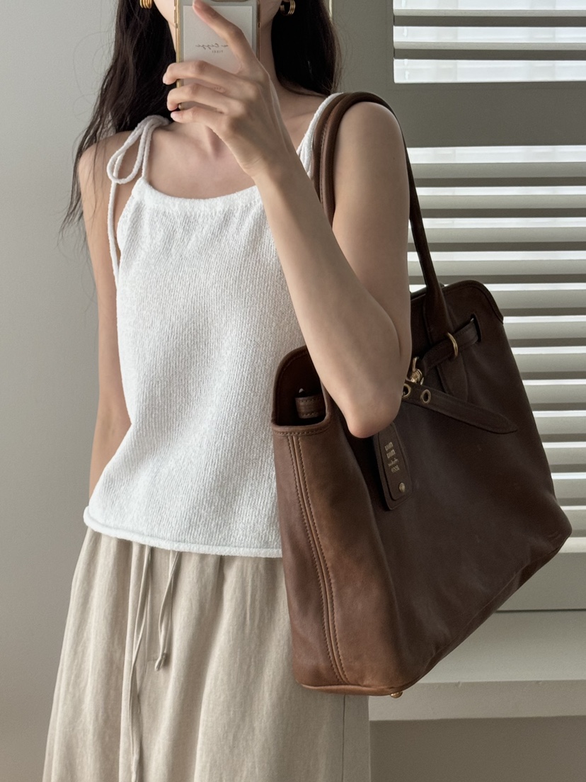 TIZZI韓國㊣直郵東大門代購女裝新品時尚熱賣休閑推薦吊帶背心TIZZI吊帶/背心