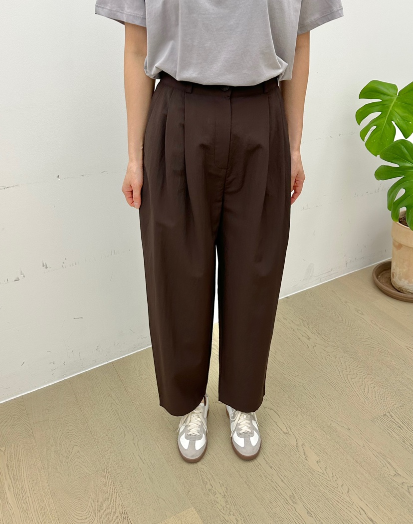 BUT東大門代購女士新品休閑真品熱賣人氣25春夏職業正裝褲西褲button正裝褲/西褲