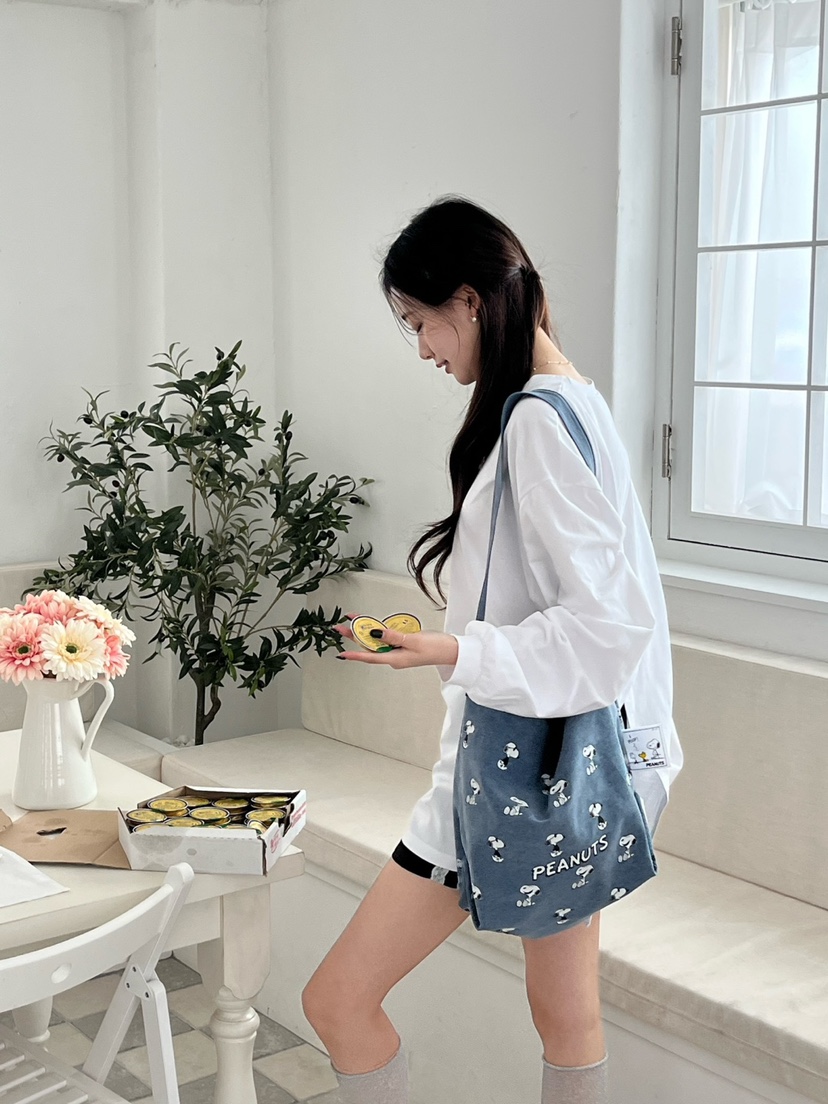 LEJUNEV-P韓國直郵㊣東大門實拍女裝新品熱賣時尚單肩斜跨包LEJUNEV-P單肩/斜跨包