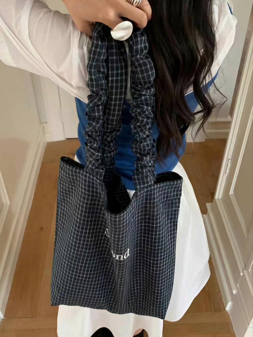 STRAWBERRY韓國直郵㊣東大門實拍女裝新款推薦人氣熱賣手提包STRAWBERRY手提包