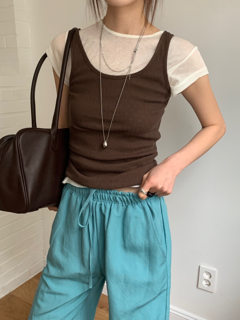 VAARA韓國㊣直郵東大門代購女裝新款時尚推薦25春夏吊帶背心VAARA吊帶/背心