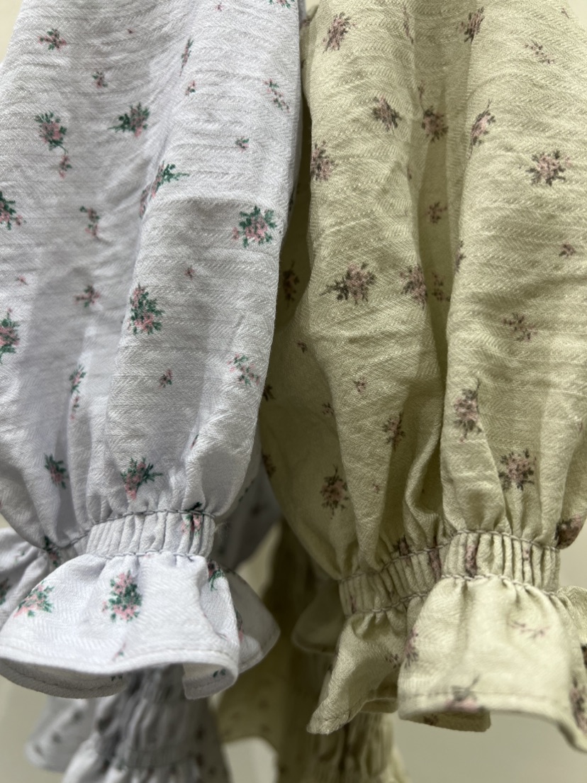 SHIRRING韓國直郵女裝新品25春夏真品時尚熱賣職業襯衫蕾絲衫SHIRRING襯衫/蕾絲衫