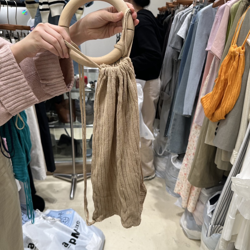 MELO韓國直郵女士新品真品職業熱賣25春夏休閑時尚雙肩背包MELO雙肩背包圖色2