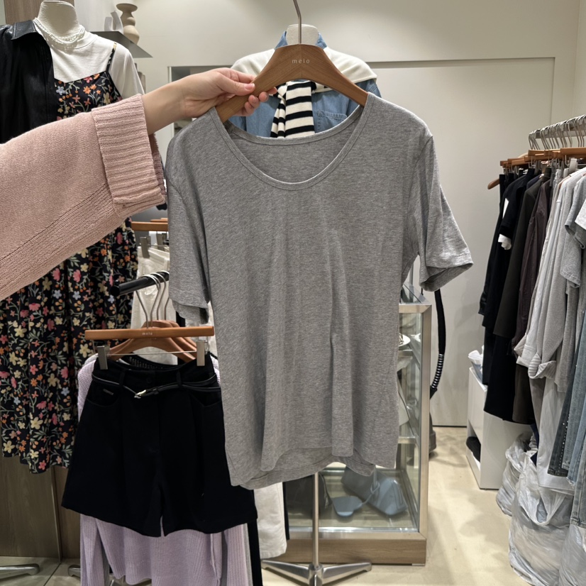 MELO東大門直郵女裝新款人氣職業真品熱賣時尚休閑推薦25春夏T恤MELOT恤圖色6