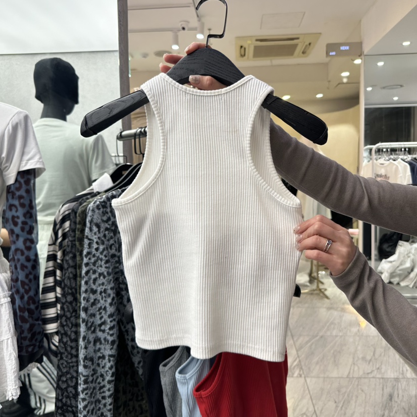 NUEUN東大門實拍女裝新品推薦真品人氣時尚職業熱賣吊帶背心NUEUN/SEEOT吊帶/背心