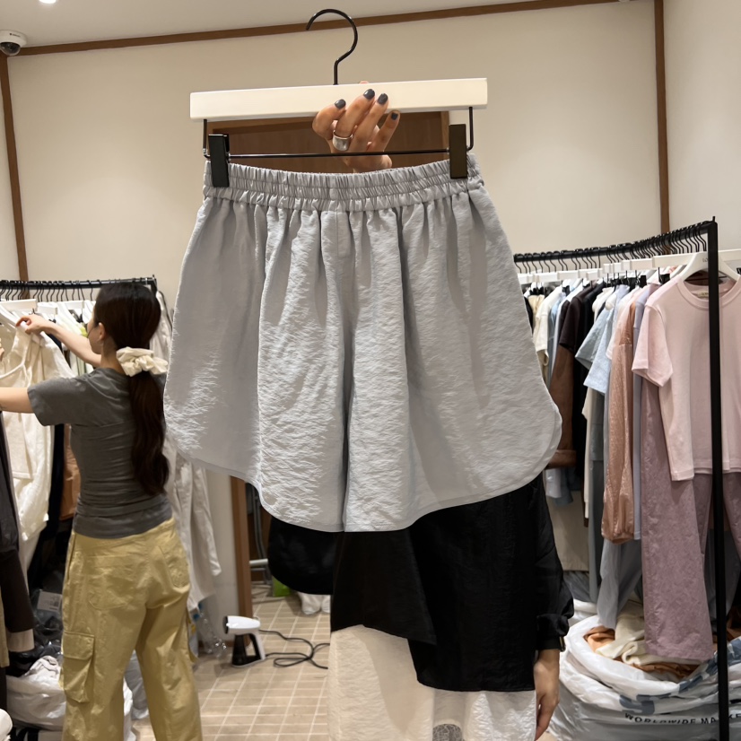 LOFN東大門實拍女裝新品25春夏時尚人氣熱賣職業推薦休閑短褲LOFN短褲
