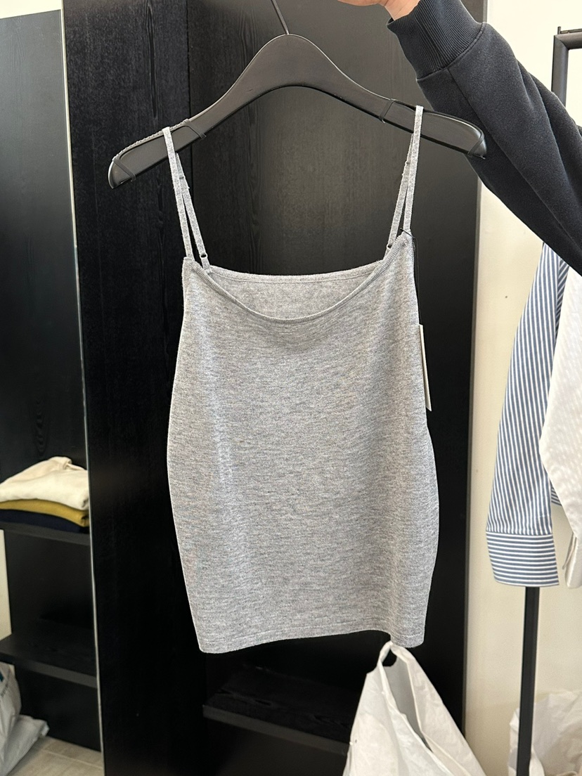 MOANI韓國直郵女裝新品推薦時尚休閑熱賣25春夏吊帶背心羊毛MOANI吊帶/背心圖色2