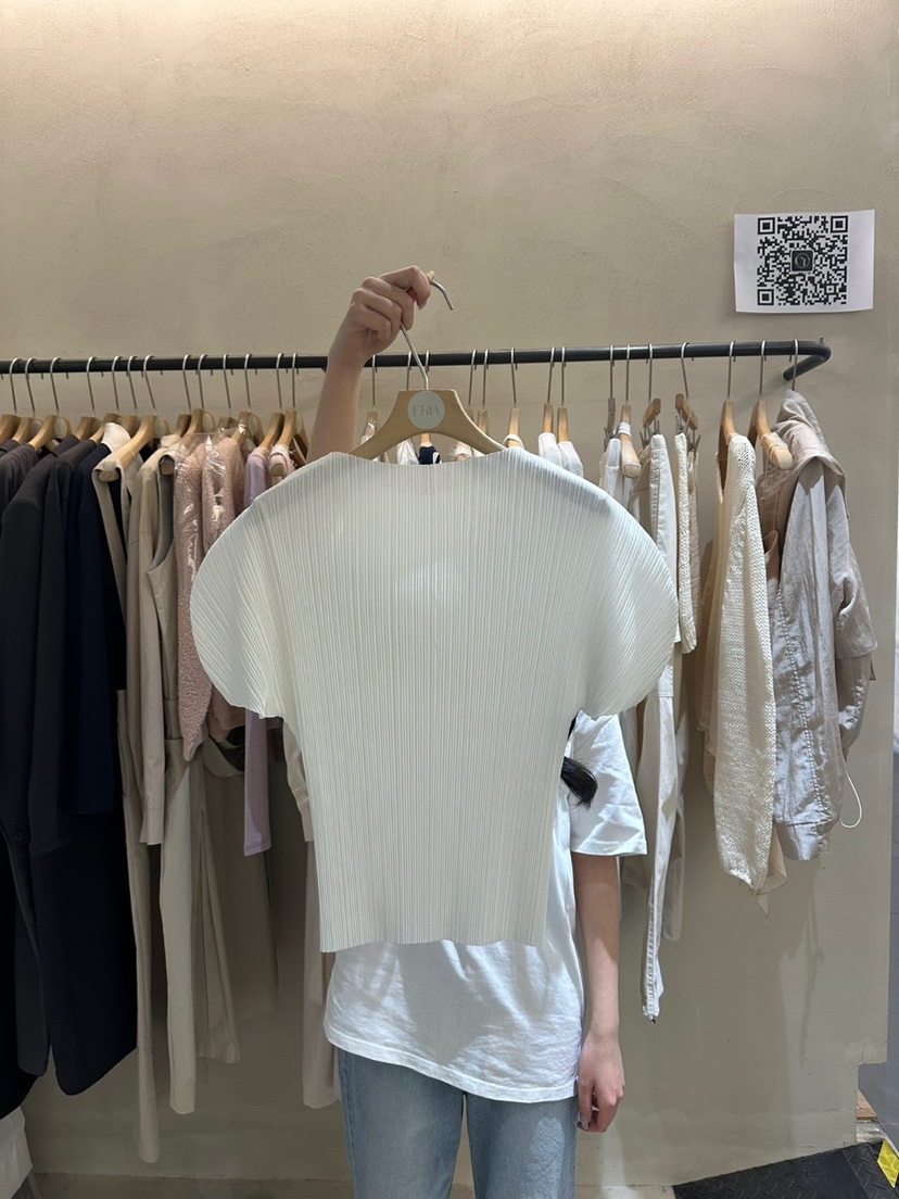 ERIA韓國代購女士新品人氣真品休閑推薦時尚熱賣襯衫蕾絲衫ERIA/HUE襯衫/蕾絲衫