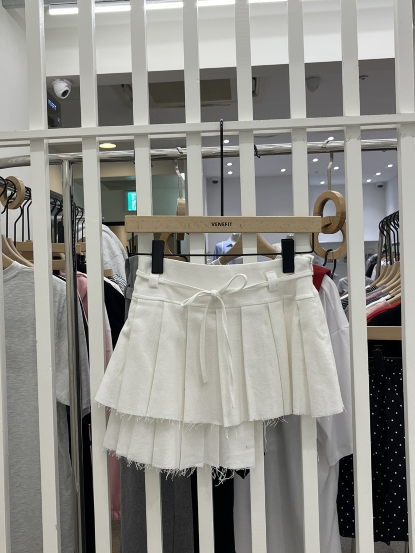 VENEFIT韓國㊣直郵東大門代購女裝新品推薦人氣休閑短裙含腰繩VENEFIT/JENNIE短裙圖色2