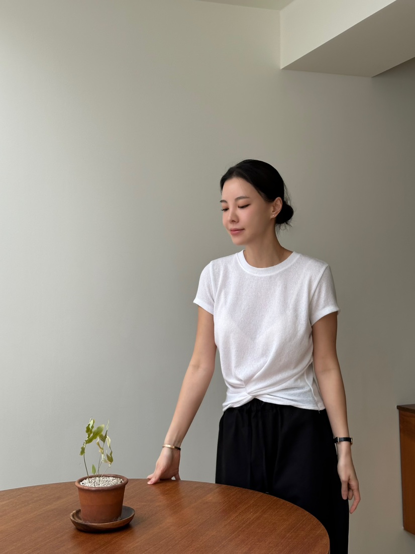 LE VASE韓國直郵㊣女裝新品休閑推薦時尚25春夏人氣熱賣T恤LE VASET恤