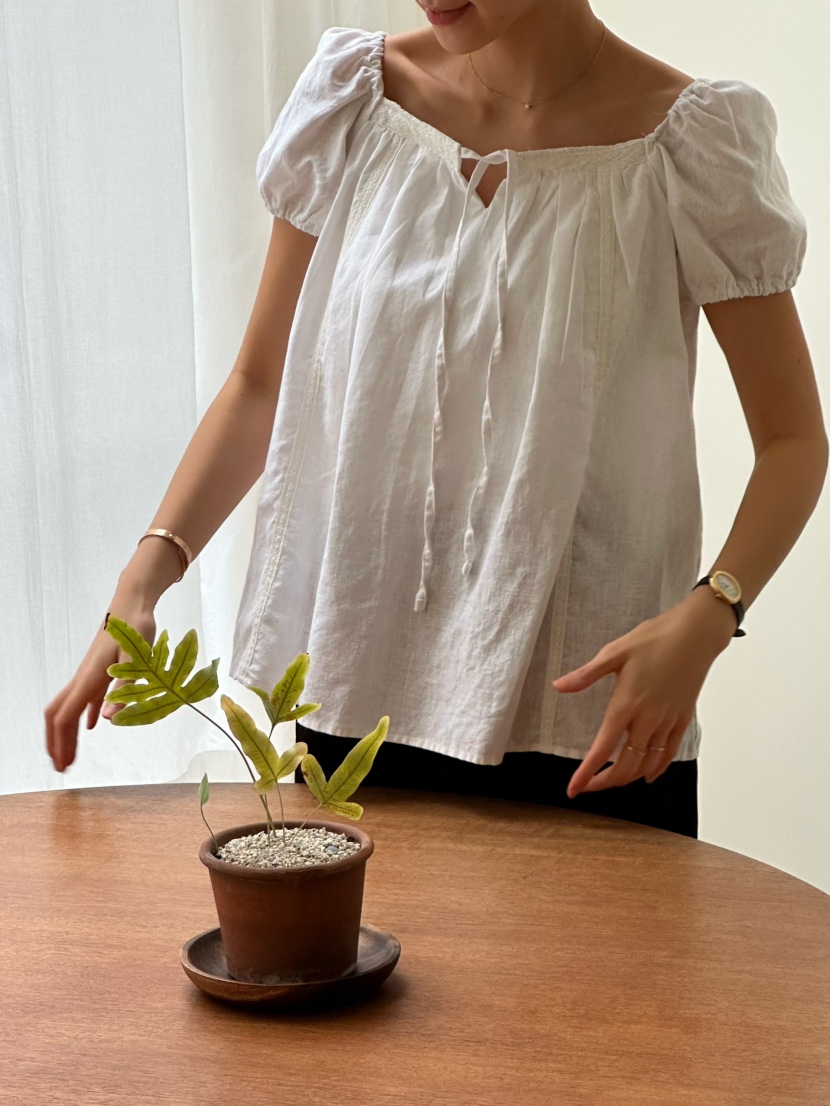 LE VASE韓國直郵㊣東大門實拍女裝新款時尚人氣襯衫蕾絲衫LE VASE襯衫/蕾絲衫