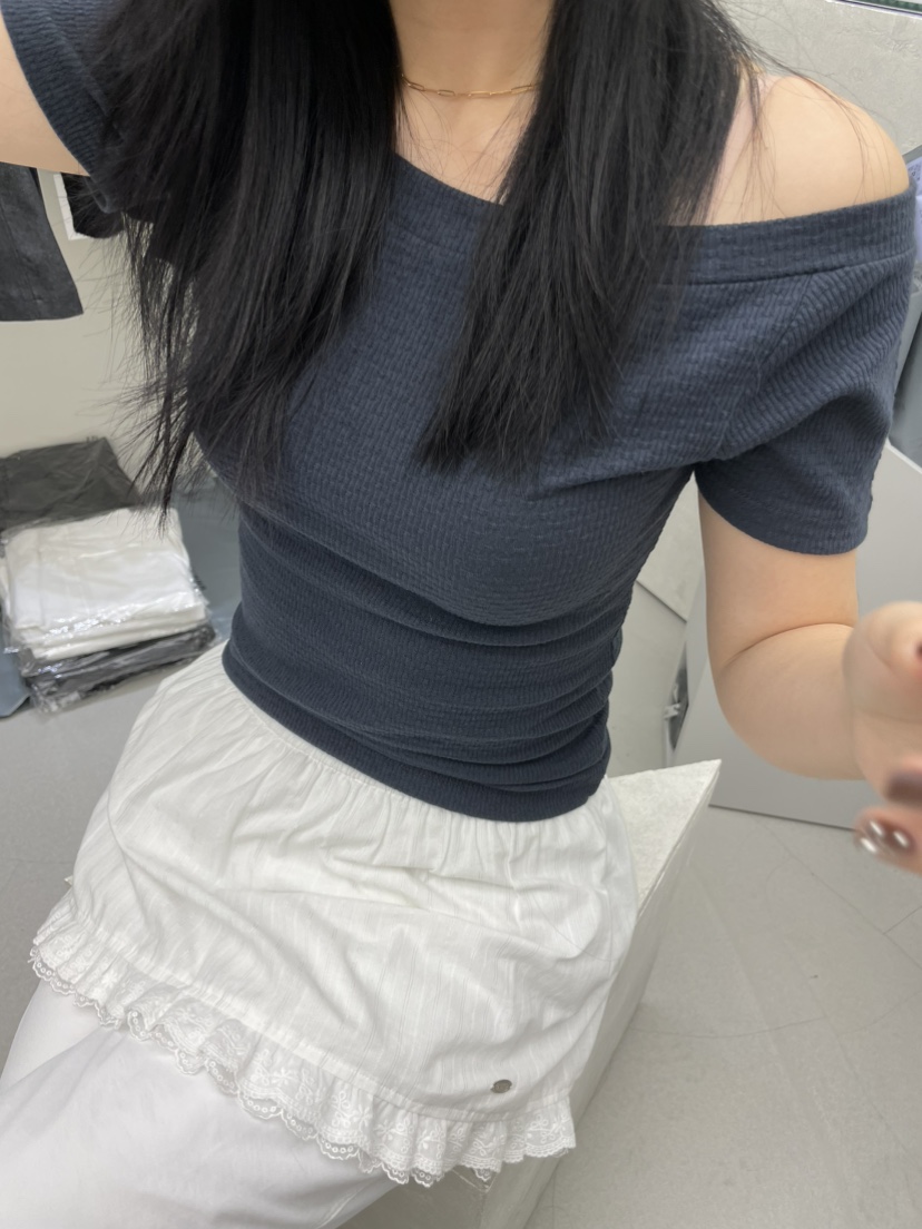 GLITTER韓國㊣直郵東大門代購女裝新品人氣25春夏推薦時尚T恤GLITTERT恤