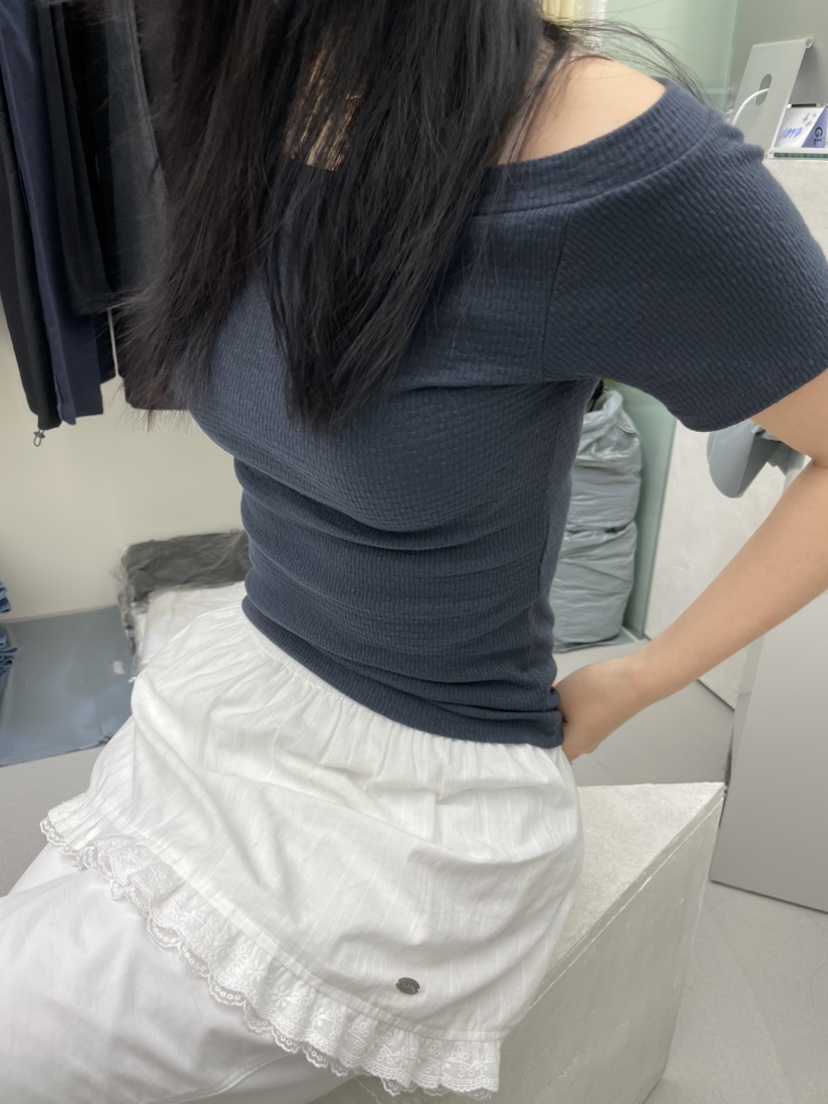 GLITTER韓國㊣直郵東大門代購女裝新品人氣25春夏推薦時尚T恤GLITTERT恤