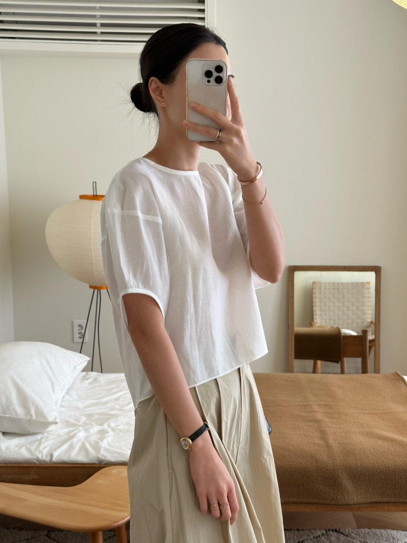 LE VASE韓國㊣直郵東大門代購女裝新品人氣熱賣襯衫蕾絲衫LE VASE襯衫/蕾絲衫