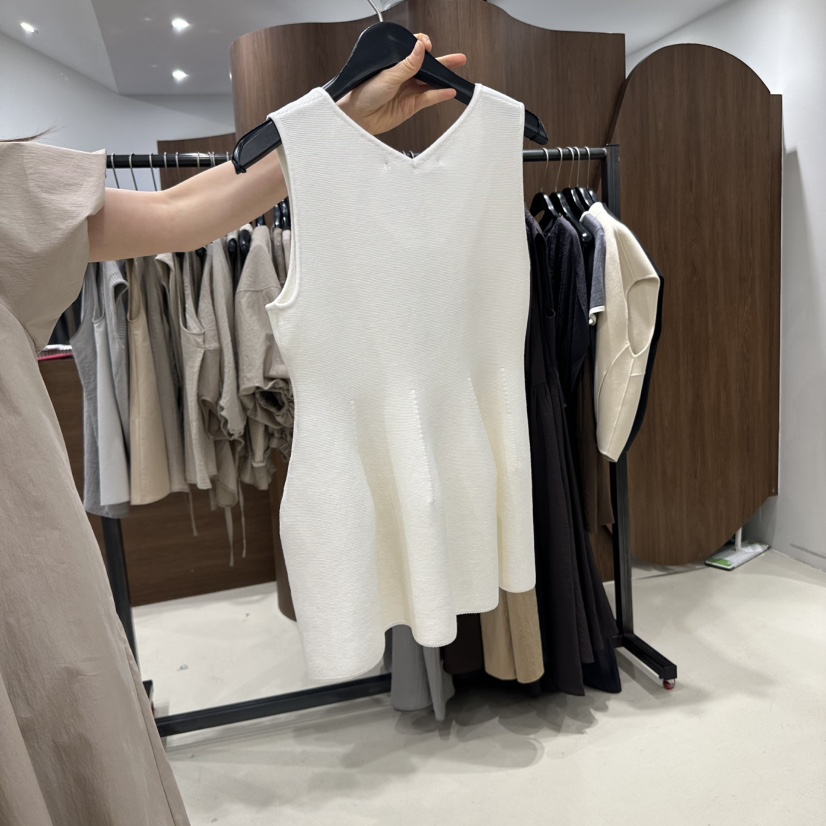 ANDYOUEDITION韓國㊣直郵東大門代購女裝新品時尚熱賣吊帶背心ANDYOUEDITION吊帶/背心