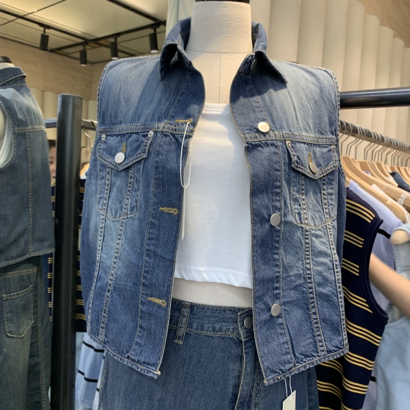 OUS/INCH-L韓國㊣直郵東大門代購女裝新品25春夏時尚馬甲OUS/INCH馬甲圖色2