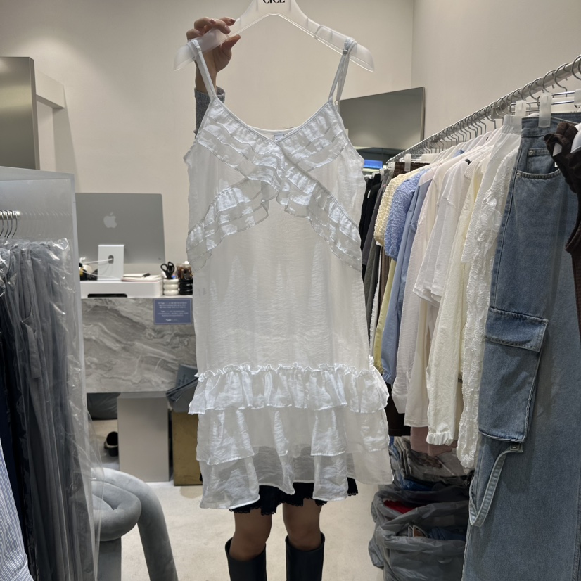 EYEL韓國直郵㊣女裝新品時尚25春夏熱賣連衣裙不含內搭透視EYEL連衣裙圖色2