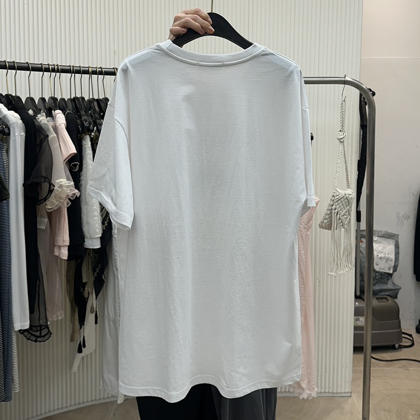 BETWEEN US韓國直郵㊣東大門實拍女裝新品人氣25春夏推薦T恤JICJO:SEOULT恤