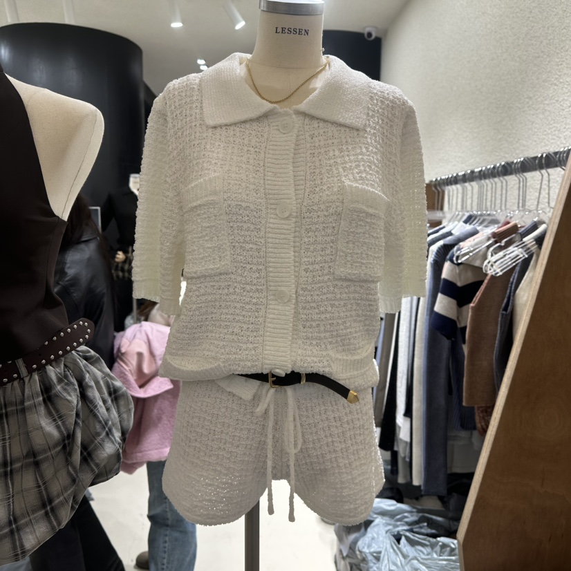 LESSEN韓國直郵㊣東大門實拍女裝新品推薦套裝不含腰帶兩件套套裝LESSEN套裝