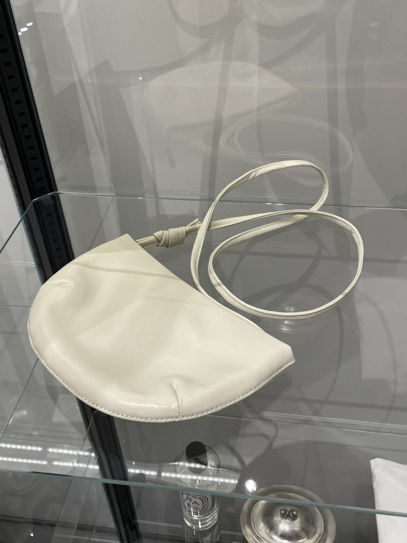 MUCH MORE直郵韓國代購㊣女裝新品25春夏時尚人氣單肩斜跨包MUCH MORE單肩/斜跨包圖色2