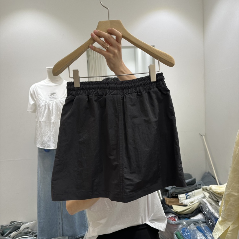 URBANSTORY/REMAKING韓國直郵㊣女裝新品熱賣休閑短裙口袋Remaking/URBANSTORY短裙