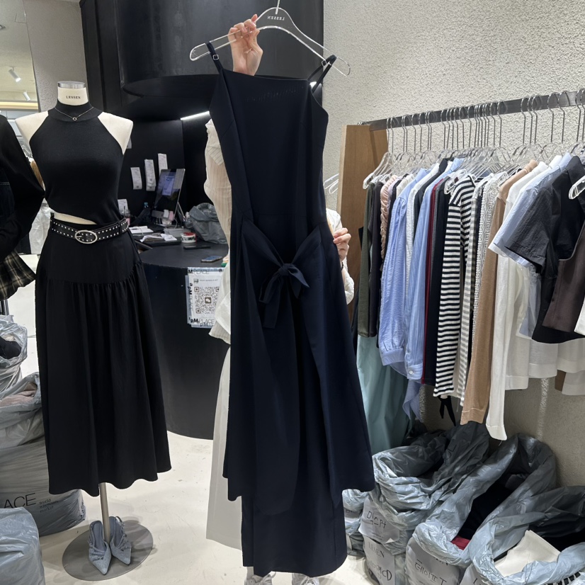 LESSEN韓國㊣直郵東大門代購女裝新款休閑25春夏人氣連體褲LESSEN連體褲圖色2
