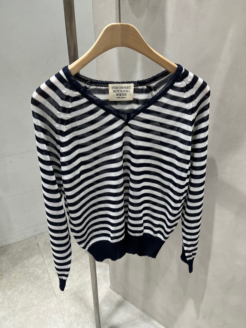 EVERCOMMERCE METICULOUSLY DESIGNED東大門實拍女士新品時尚針織衫EVERCOMMERCE METICULOUSLY DESIGNED針織衫圖色1