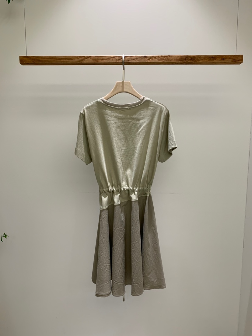 A P-STUDIO東大門直郵女裝新品25春夏推薦真品休閑連衣裙A P-STUDIO連衣裙