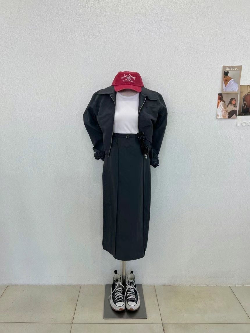 OLZE-올제-T東大門代購女士新款25春夏推薦熱賣時尚人氣長裙OLZE-올제-T長裙
