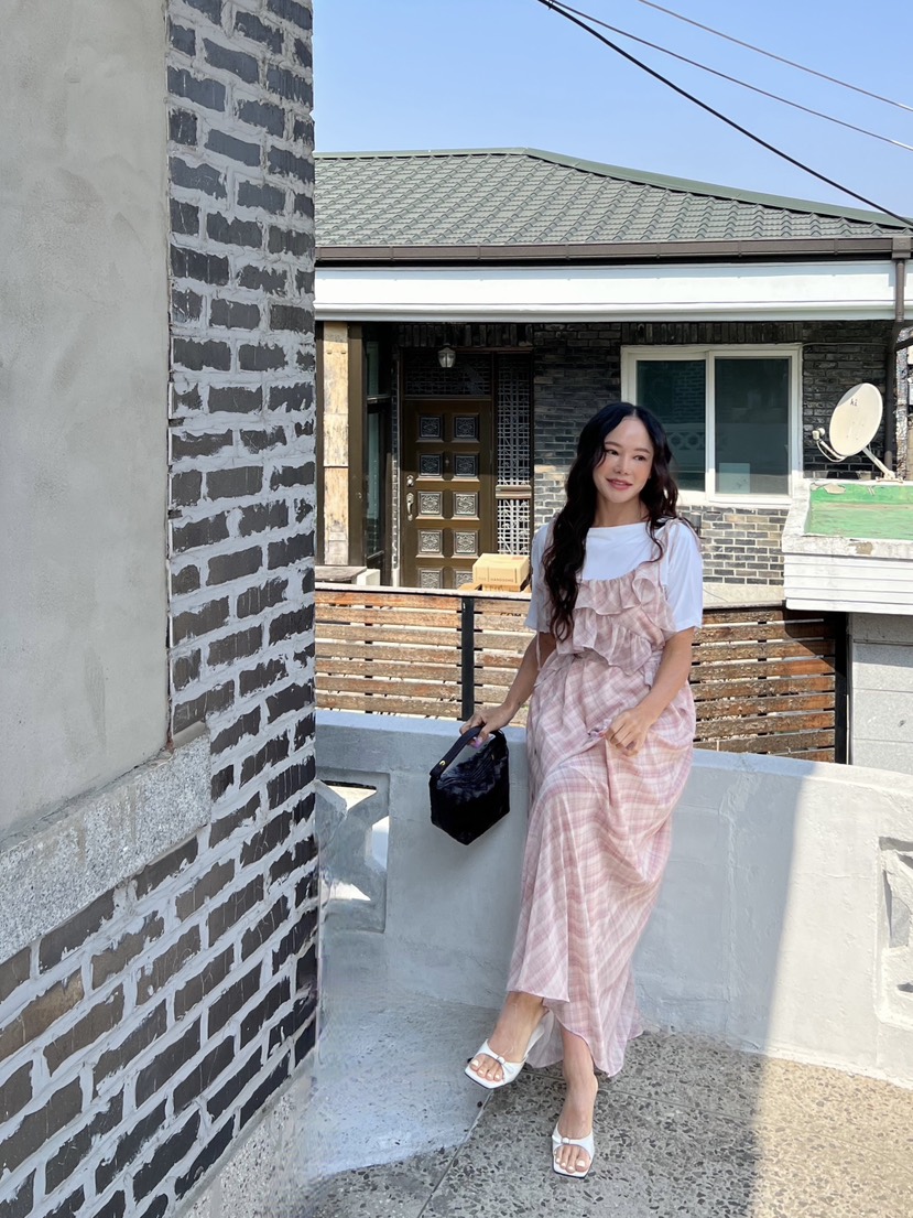 BOLD韓國直郵女士新款25春夏休閑職業推薦人氣連衣裙含脖帶BOLD連衣裙