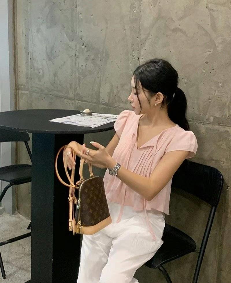 EDD東大門直郵女裝新款人氣職業休閑真品25春夏熱賣襯衫蕾絲衫EDD襯衫/蕾絲衫圖色2