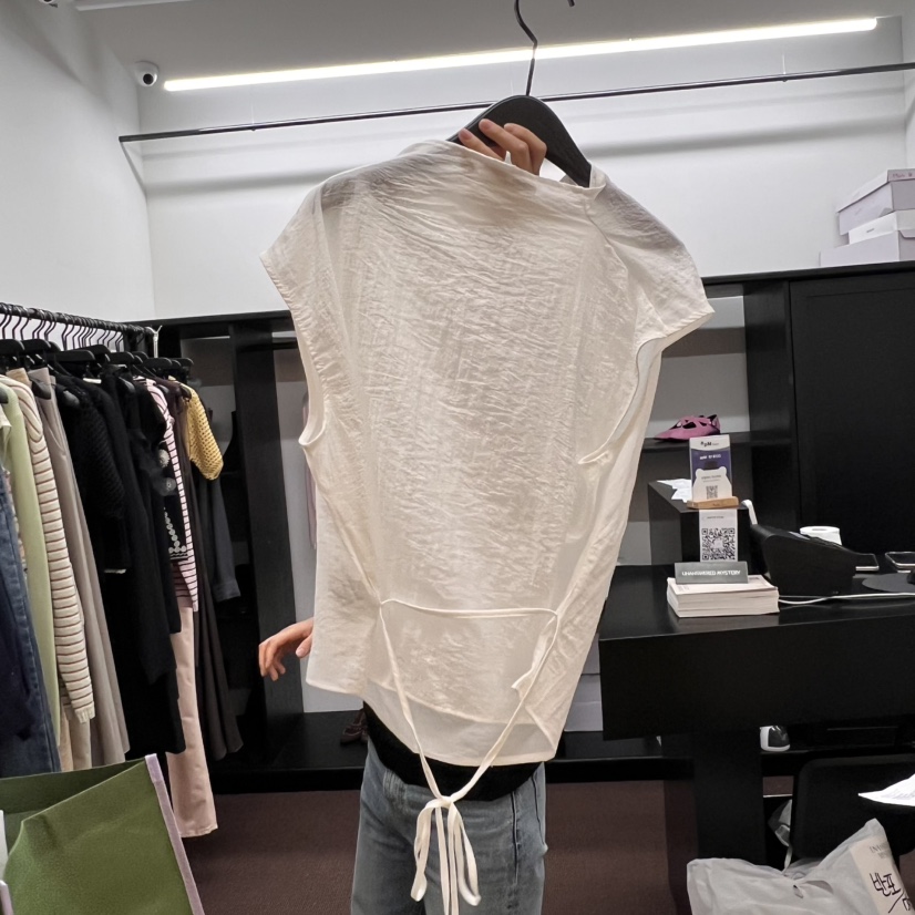 UNANSWERED-MYSTERY韓國代購女裝新品真品襯衫蕾絲衫含腰繩UNANSWERED/MYSTERY襯衫/蕾絲衫