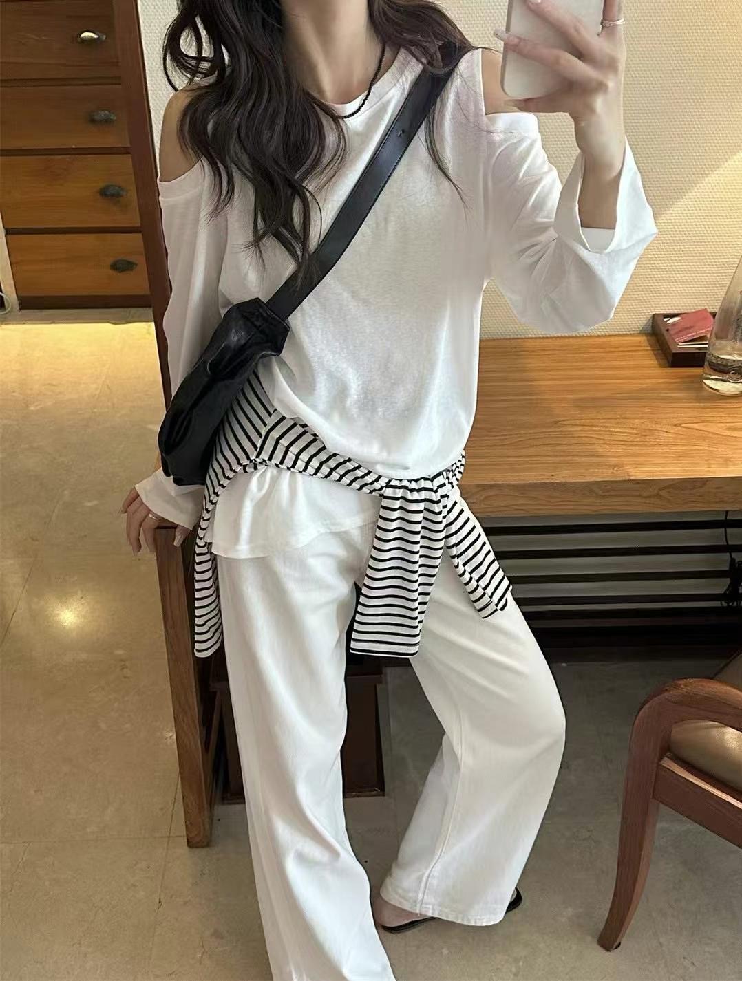 CELLONA韓國直郵㊣女裝新品推薦時尚熱賣25春夏人氣長袖T恤CELLONA長袖T恤