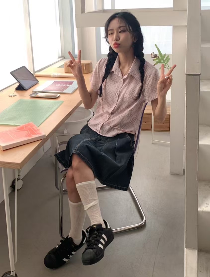 BRILLIANT韓國直郵㊣東大門實拍女裝新款時尚襯衫蕾絲衫格紋BRILLIANT襯衫/蕾絲衫