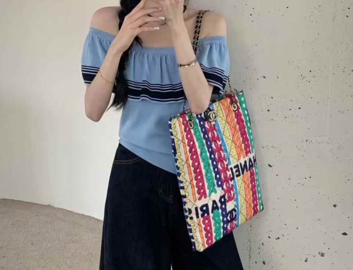 FEMME韓國㊣直郵東大門代購女裝新款人氣時尚針織衫荷葉邊露肩FEMME針織衫