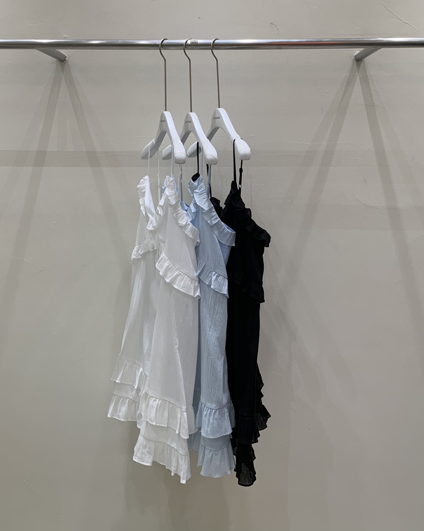 LOVE MOMENT直郵韓國代購㊣女裝新品推薦休閑連衣裙荷葉邊LOVE MOMENT連衣裙