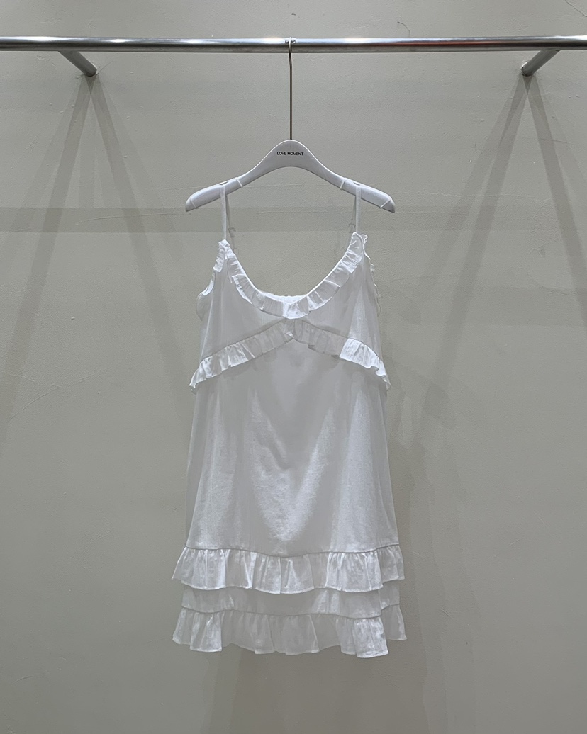 LOVE MOMENT直郵韓國代購㊣女裝新品推薦休閑連衣裙荷葉邊LOVE MOMENT連衣裙
