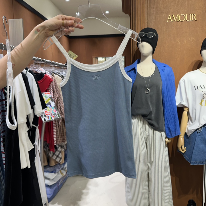 AMOUR韓國㊣直郵東大門代購女裝新品人氣休閑時尚熱賣吊帶背心AMOUR吊帶/背心圖色2