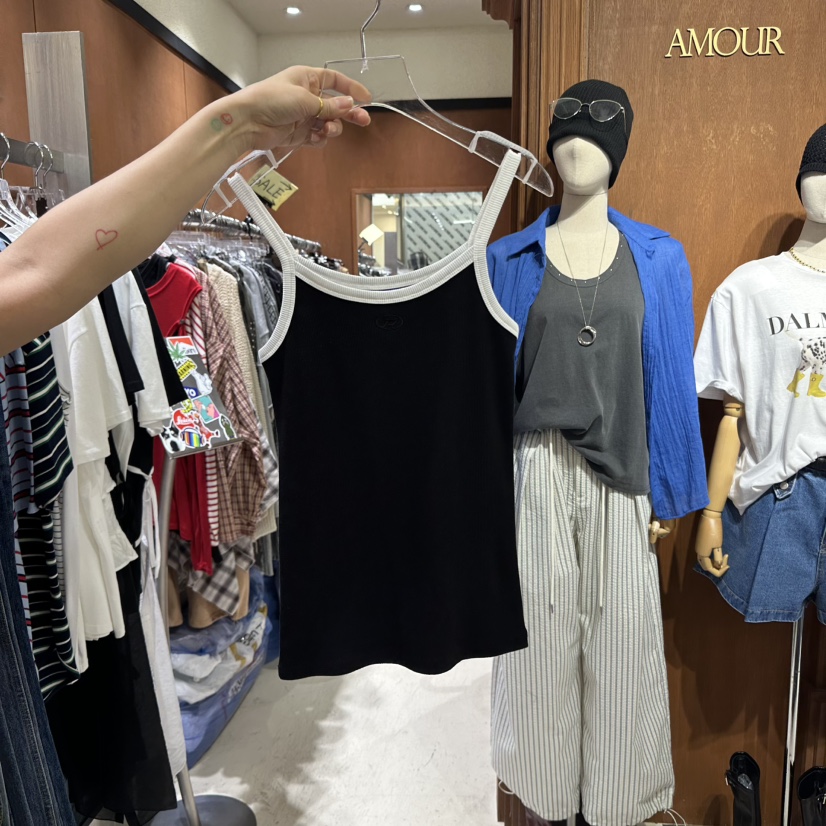 AMOUR韓國㊣直郵東大門代購女裝新品人氣休閑時尚熱賣吊帶背心AMOUR吊帶/背心圖色3