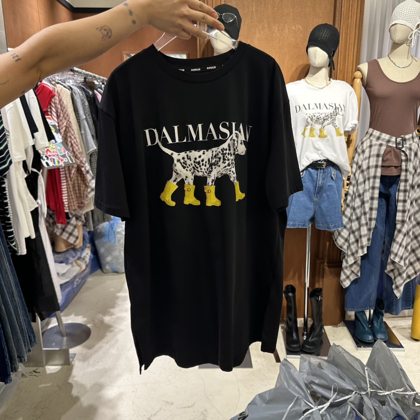 AMOUR直郵韓國代購㊣女裝新款休閑推薦人氣時尚25春夏熱賣T恤AMOURT恤圖色2