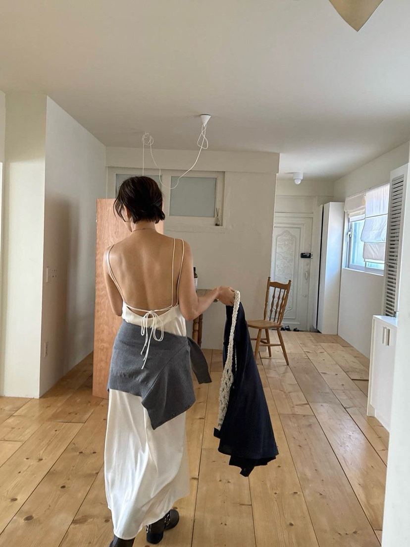 SALONDEMAG直郵韓國代購㊣女裝新品25春夏連衣裙不含內搭緞面SALONDEMAG連衣裙