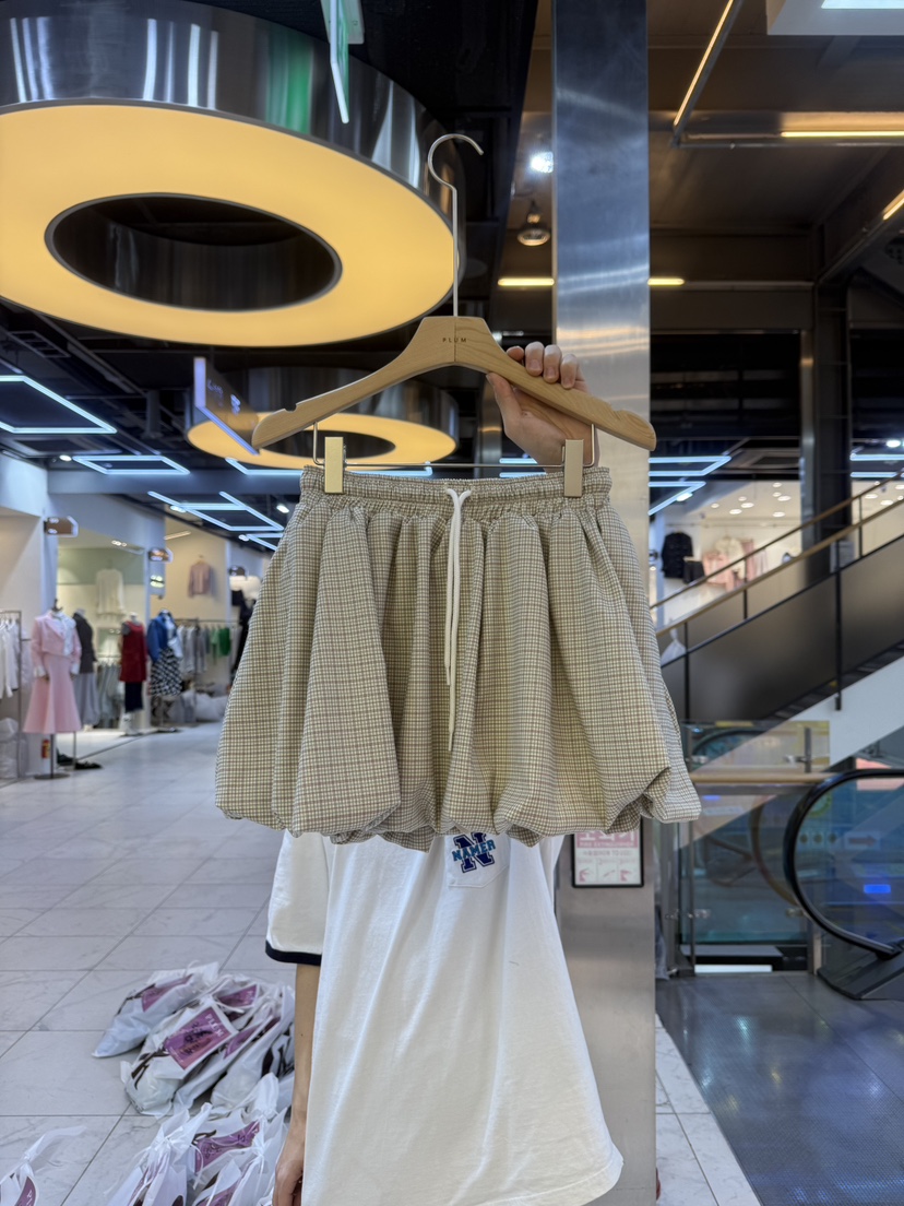 PLUM-q直郵韓國代購㊣女裝新品推薦熱賣25春夏時尚休閑短褲PLUM短褲圖色2
