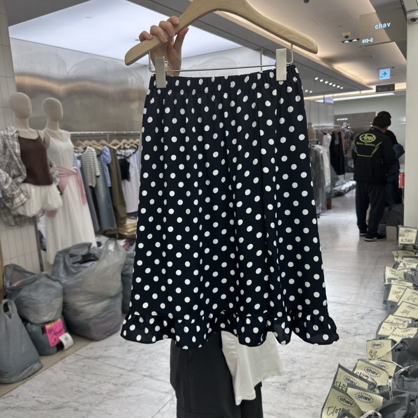 CHAV韓國㊣直郵東大門代購女裝新品時尚人氣25春夏半身裙中短裙CHAV半身裙/中短裙圖色2