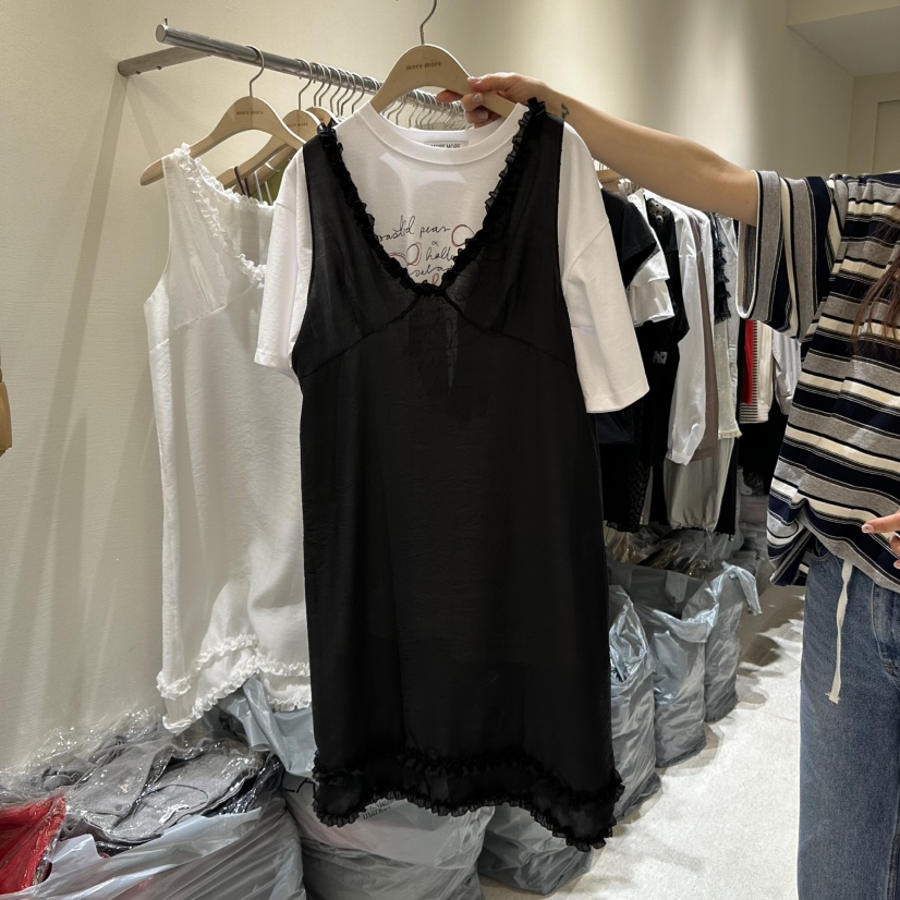 MOREMORE韓國㊣直郵東大門代購女裝新品25春夏連衣裙不含內搭荷葉邊more more連衣裙圖色2