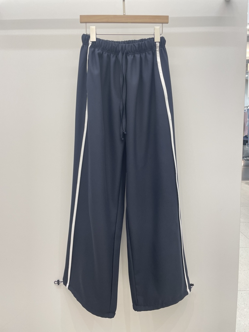 NYLON直郵韓國代購㊣女裝新款25春夏休閑時尚熱賣人氣休閑褲NYLON休閑褲圖色3